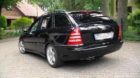 Mercedes C32 T