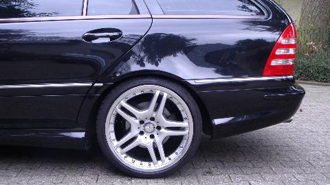 Mercedes C32 T